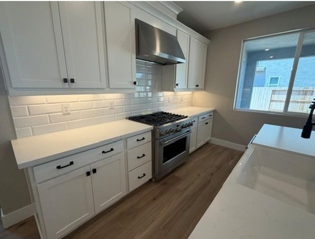 8171 Craiglee Way, Elk Grove, CA 95757