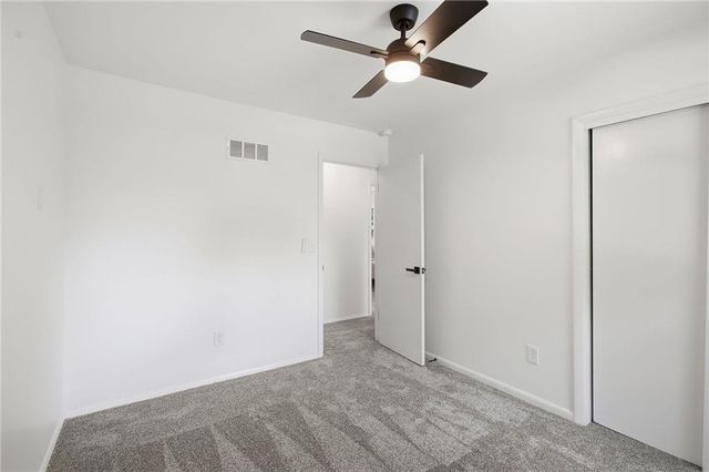 1530 NW 67TH Street, Kansas City, MO 64118