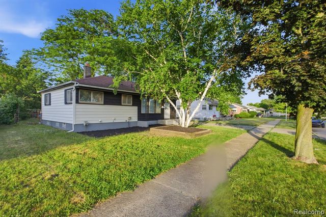 4685 Julius Boulevard, Westland, MI 48186