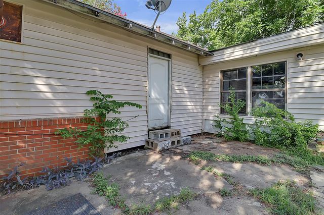 531 Circle Drive, La Porte, TX 77571