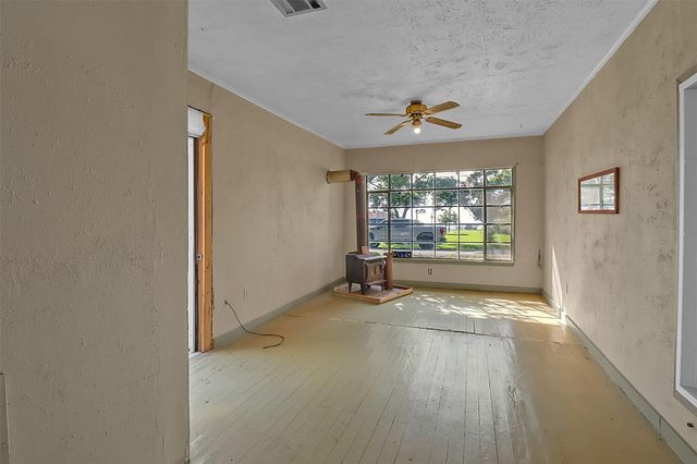 531 Circle Drive, La Porte, TX 77571