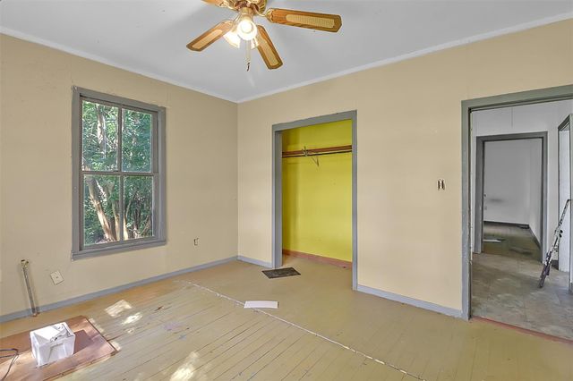 531 Circle Drive, La Porte, TX 77571