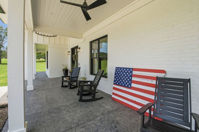 150 Scenic Cir, Pulaski, TN 38478