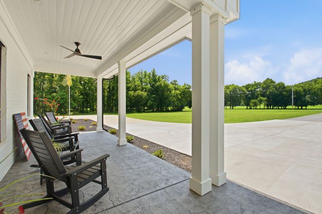 150 Scenic Cir, Pulaski, TN 38478