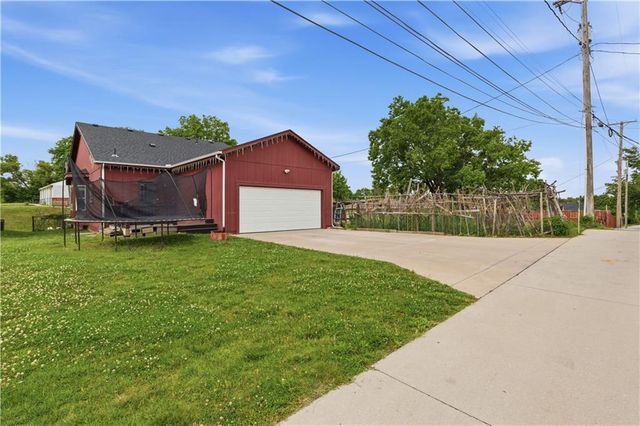 1319 Barnett Avenue, Kansas City, KS 66102