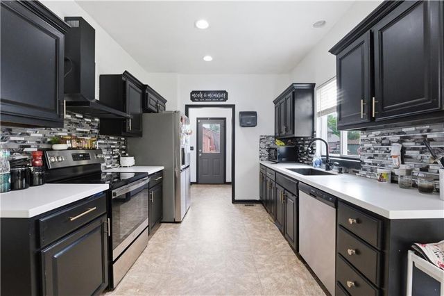 1319 Barnett Avenue, Kansas City, KS 66102