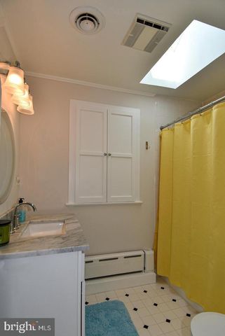 710 W VIEW TER, Alexandria, VA 22301