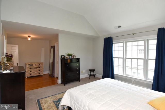710 W VIEW TER, Alexandria, VA 22301