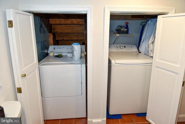 710 W VIEW TER, Alexandria, VA 22301