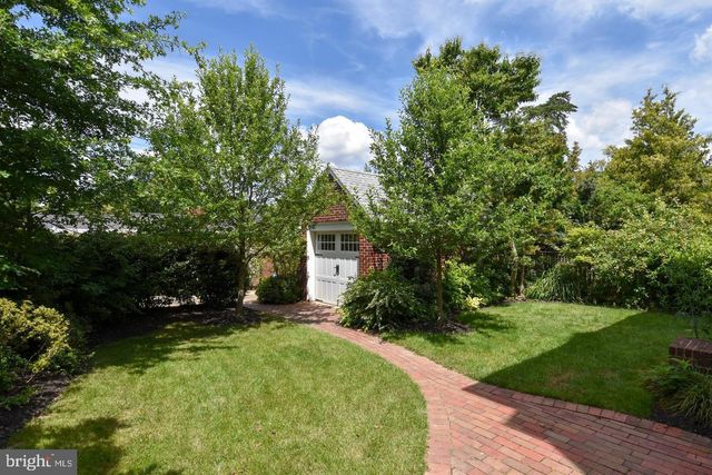 710 W VIEW TER, Alexandria, VA 22301
