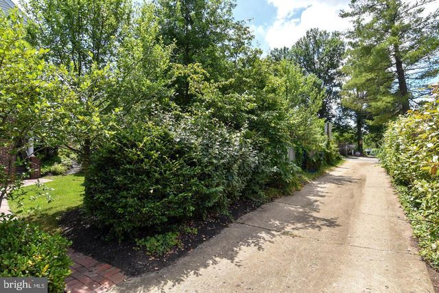 710 W VIEW TER, Alexandria, VA 22301