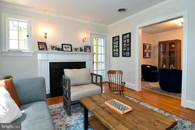 710 W VIEW TER, Alexandria, VA 22301