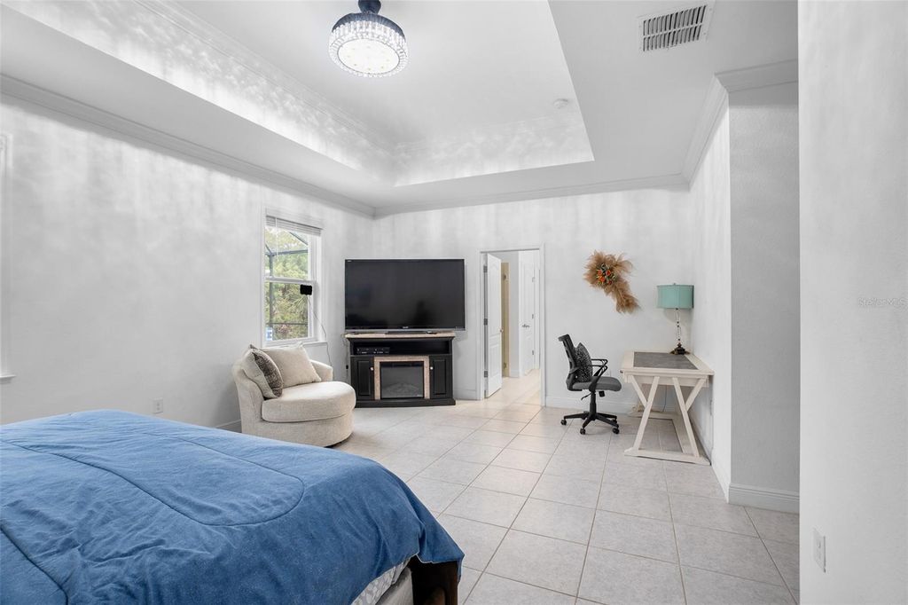 Image 15 of property listing at 16357 HILLSBOROUGH BOULEVARD, Port Charlotte, FL 33954