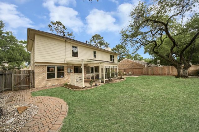 8403 Hot Springs Drive, Houston, TX 77095