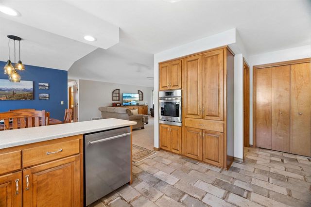 1337 ORCHARD COURT, Neenah, WI 54956