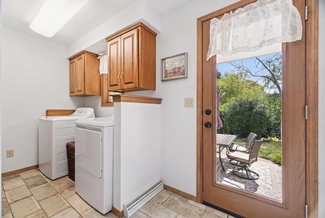 1337 ORCHARD COURT, Neenah, WI 54956