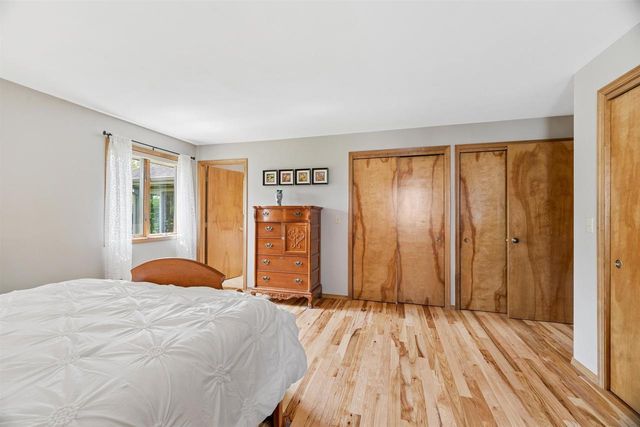 1337 ORCHARD COURT, Neenah, WI 54956