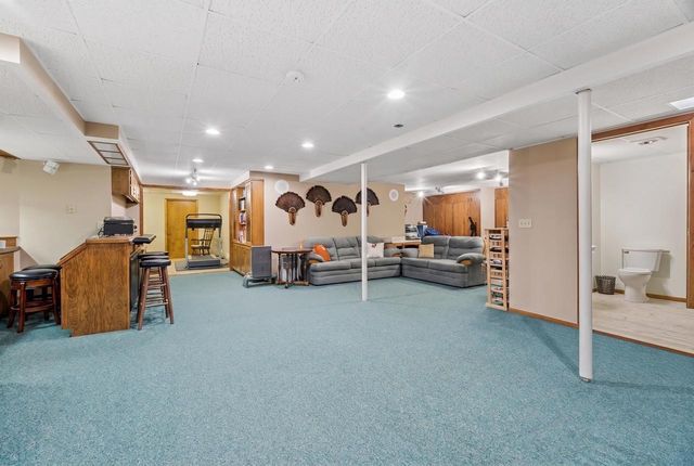 1337 ORCHARD COURT, Neenah, WI 54956
