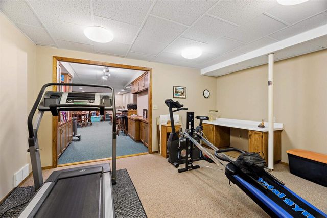 1337 ORCHARD COURT, Neenah, WI 54956