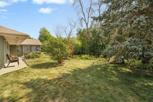 1337 ORCHARD COURT, Neenah, WI 54956