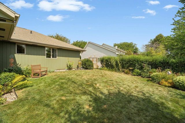 1337 ORCHARD COURT, Neenah, WI 54956