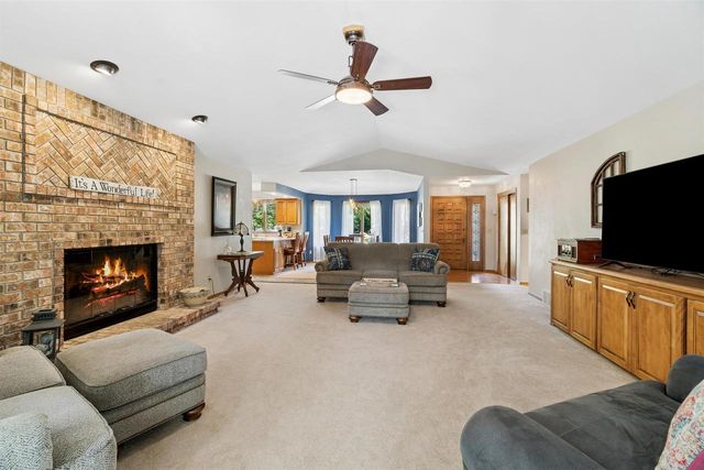 1337 ORCHARD COURT, Neenah, WI 54956