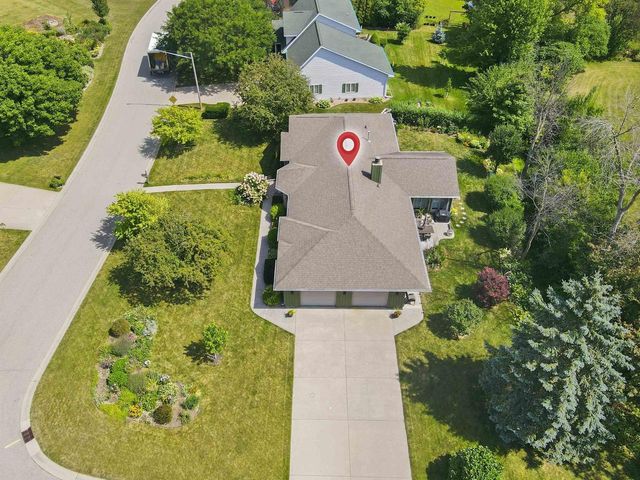 1337 ORCHARD COURT, Neenah, WI 54956