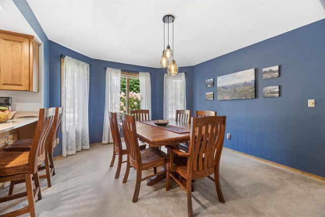 1337 ORCHARD COURT, Neenah, WI 54956