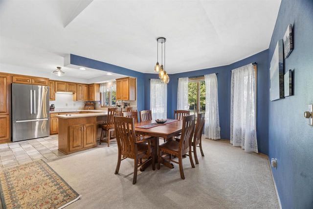 1337 ORCHARD COURT, Neenah, WI 54956