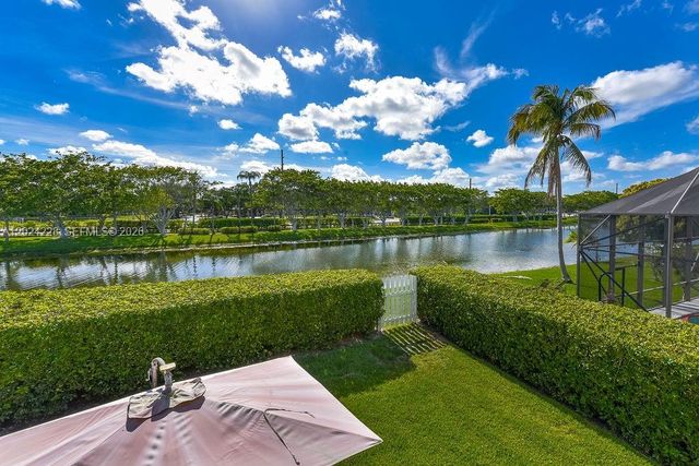 6256 Lansdowne Circle, Boynton Beach, FL 33472