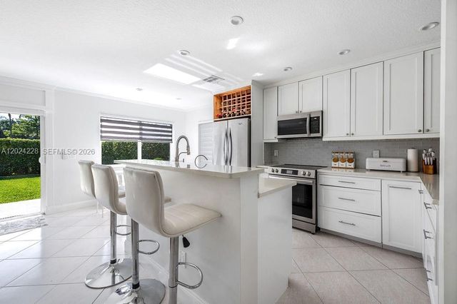 6256 Lansdowne Circle, Boynton Beach, FL 33472