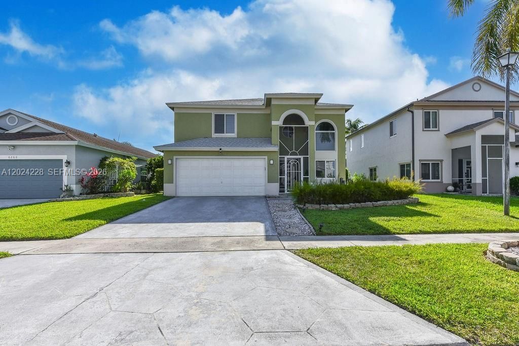 6256 Lansdowne Circle, Boynton Beach, FL 33472