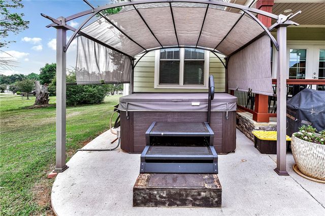 1204 Cherokee Road, Townville, SC 29689