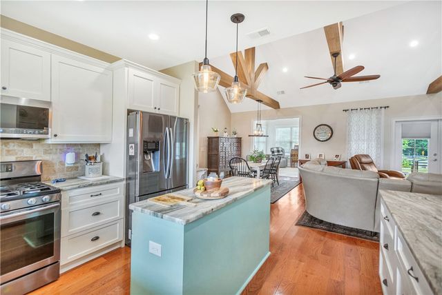 1204 Cherokee Road, Townville, SC 29689