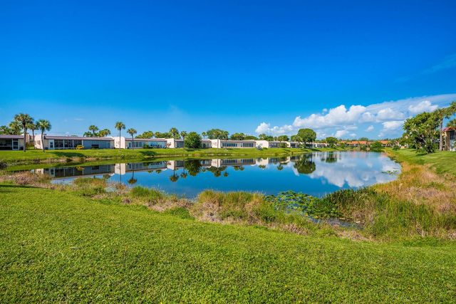 150 Lake Meryl Drive 143, West Palm Beach, FL 33411