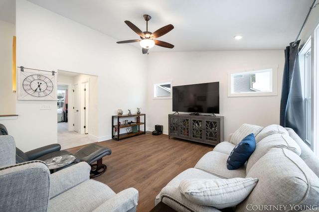 6695 Maria Drive, Hudsonville, MI 49426