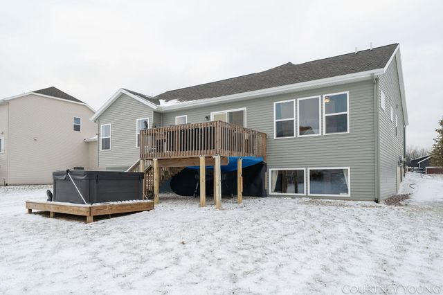 6695 Maria Drive, Hudsonville, MI 49426