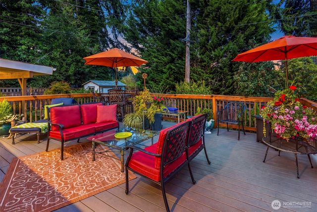1015 Fir Park Lane, Fircrest, WA 98466