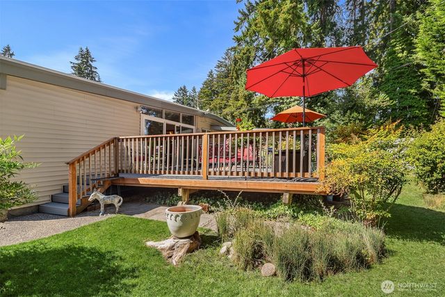 1015 Fir Park Lane, Fircrest, WA 98466