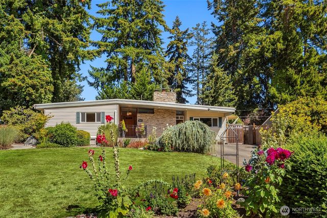 1015 Fir Park Lane, Fircrest, WA 98466