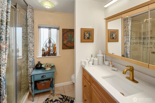 1015 Fir Park Lane, Fircrest, WA 98466