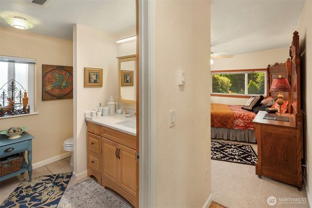 1015 Fir Park Lane, Fircrest, WA 98466