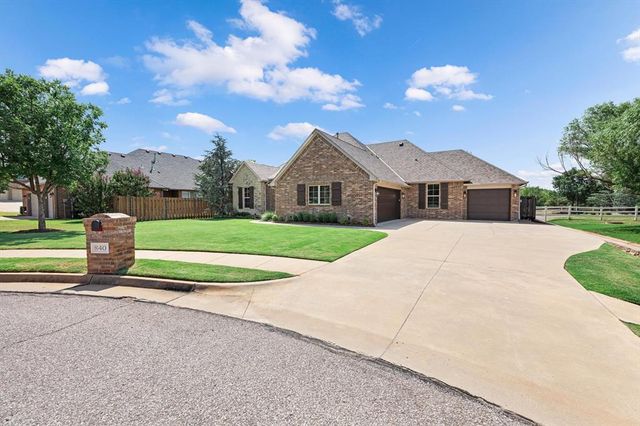 840 Sea Biscuit Drive, Edmond, OK 73025