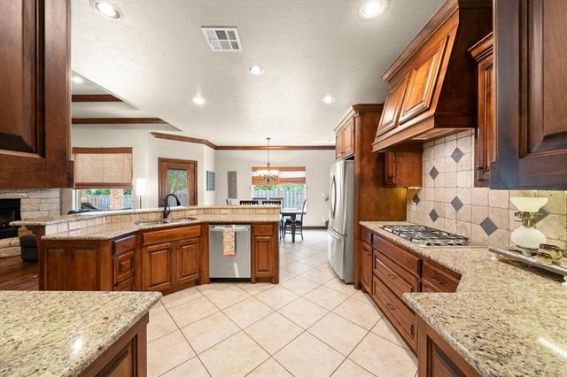 840 Sea Biscuit Drive, Edmond, OK 73025