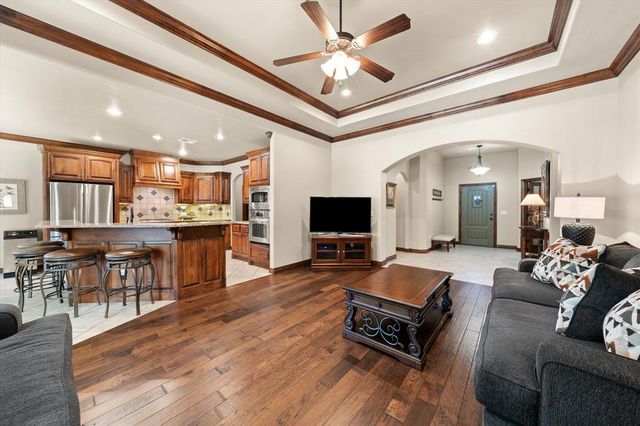 840 Sea Biscuit Drive, Edmond, OK 73025