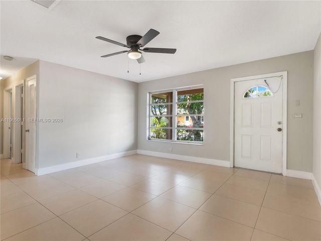 4938 NW 48th Ave, Tamarac, FL 33319