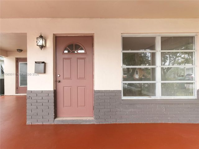 4938 NW 48th Ave, Tamarac, FL 33319