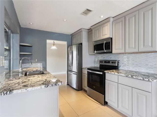 4938 NW 48th Ave, Tamarac, FL 33319