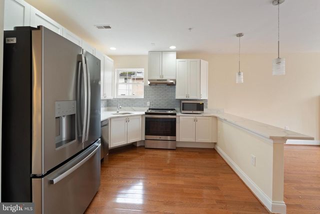 911 Kennedy St NW Apt 4, Washington, DC 20011