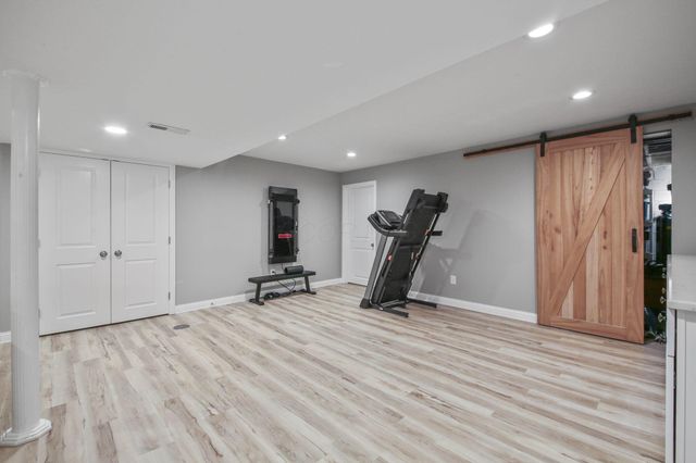 512 Apple Valley Circle, Delaware, OH 43015